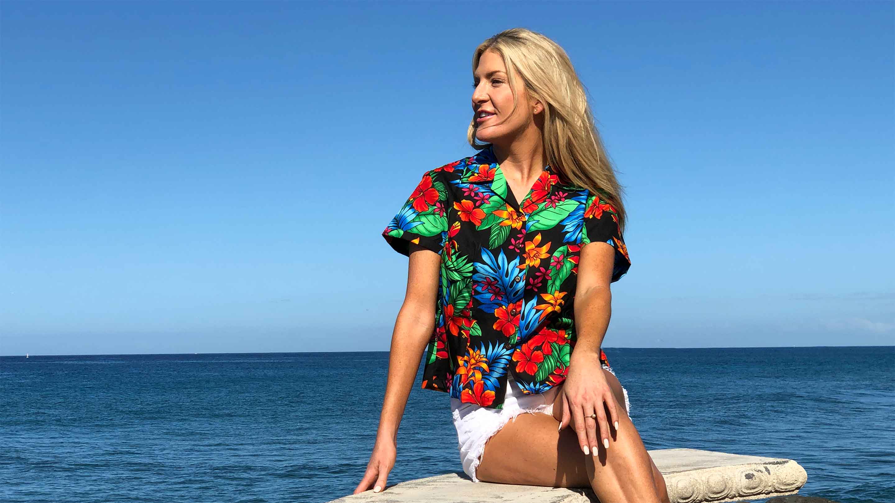 Pacific Legend Kilauea Navy Fitted Women's Hawaiian Shirt X-Small