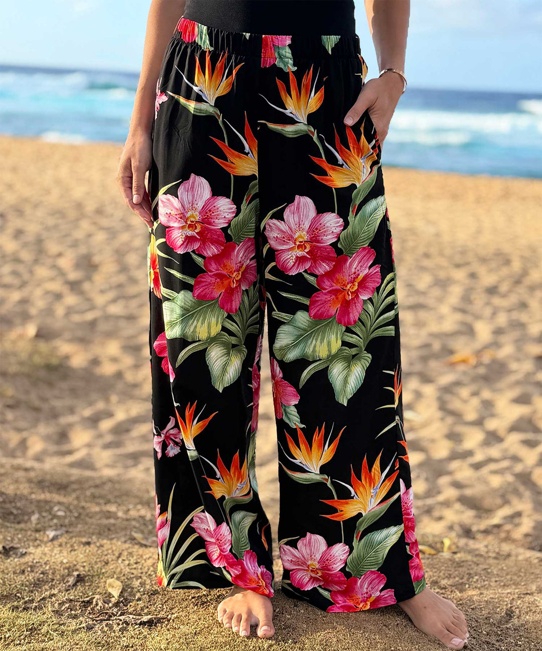 Blooms in Paradise Resort Pants - Black