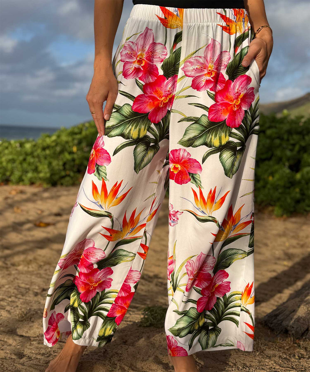 Blooms in Paradise Resort Pants - White