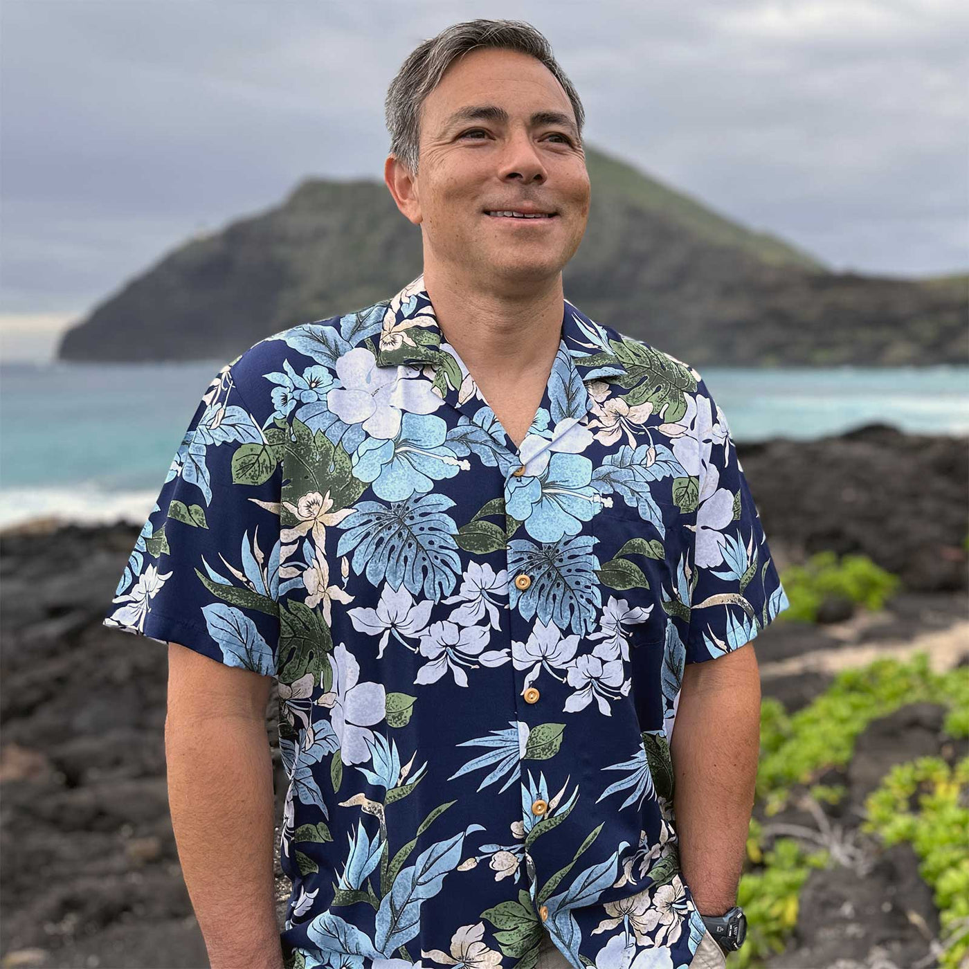 Hilo Navy Hawaiian Shirt